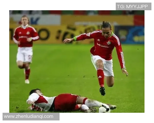 足球场上的香蕉侮辱事件引发的种族歧视讨论与反思