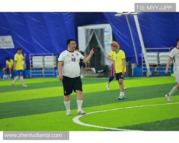 足球小哥1带你领略足球世界的精彩瞬间与激情时刻 足球小哥1带你领略足球世界的精彩瞬间与激情时刻